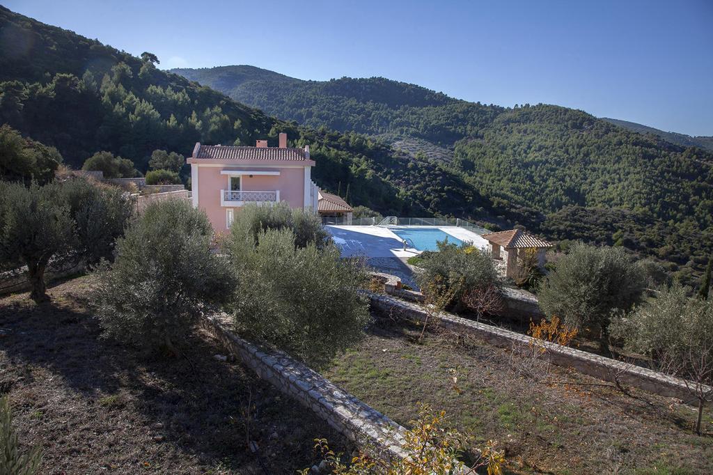 Hestia Villa Agioi Apostoloi  Exterior photo